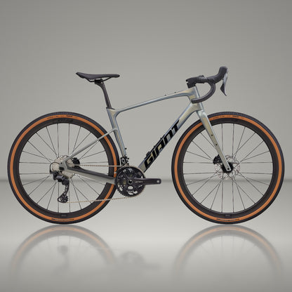 Giant Revolt Advanced 0 2025 usata — vista laterale
