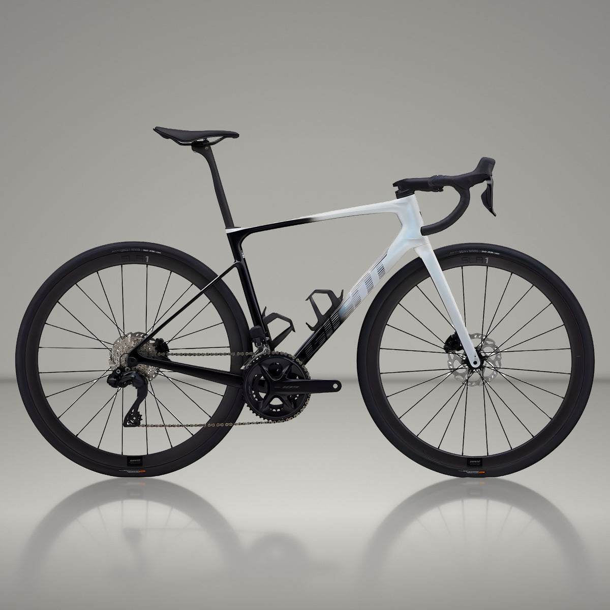 Giant Defy Advanced Pro 1 2024 usata — vista laterale