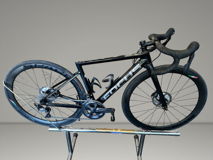 Focus Izalco Max 8.8 2021 usata — vista laterale