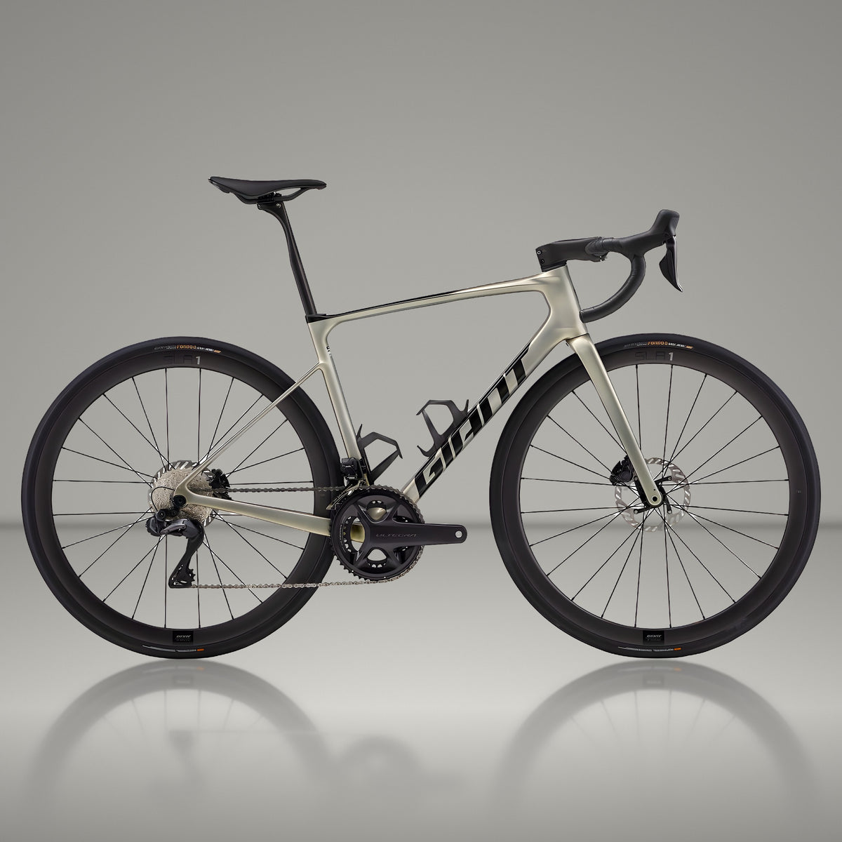 Giant Defy Advanced Sl 1 2024 usata — vista laterale