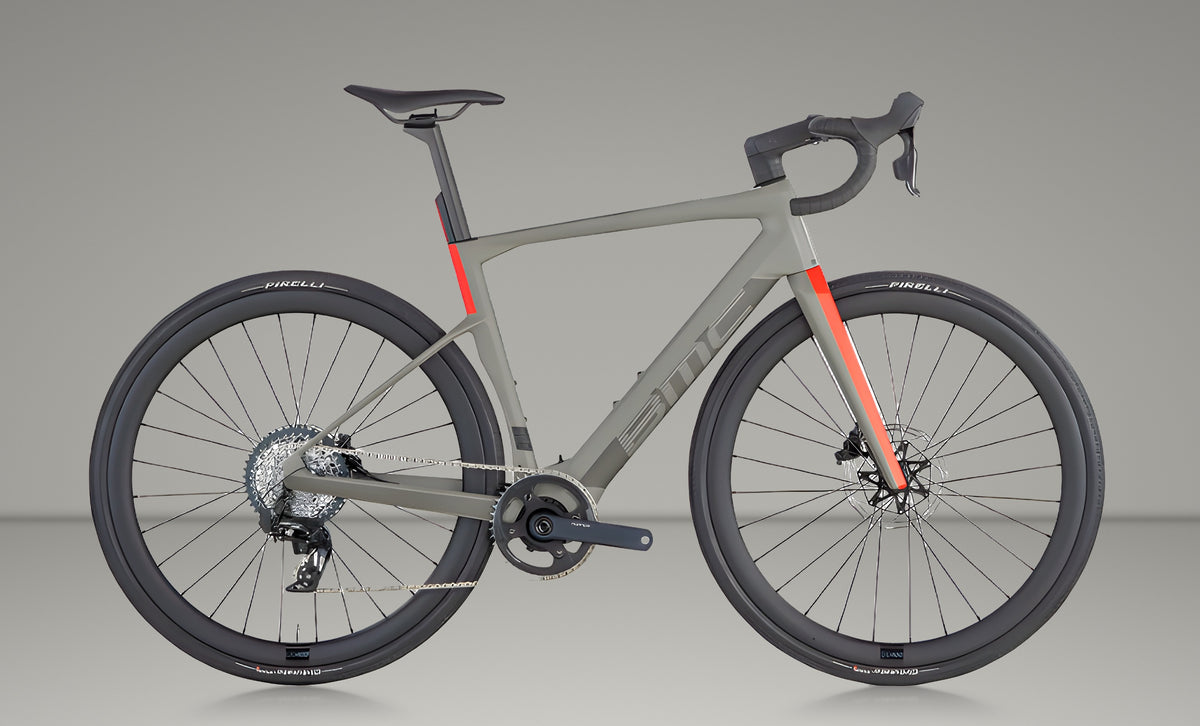 BMC Roadmachine 01 Amp X One 2024 usata — vista laterale