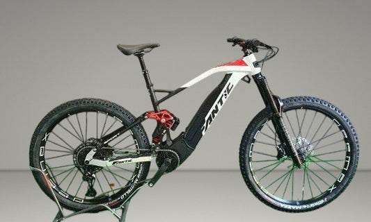 Fantic Xef 1.8 Sport 2024 usata — vista laterale