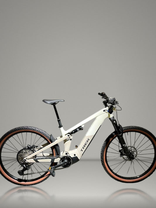 Trek Powerfly Fs+ 6 Gen 4 2025 usata — vista laterale