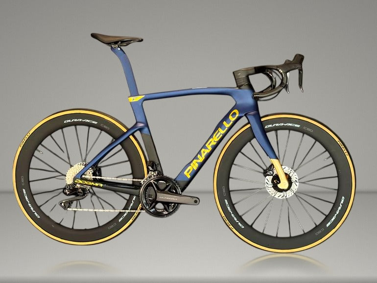 Pinarello Dogma F Team Q36.5 2026 usata — vista laterale