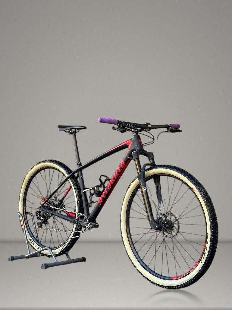 Specialized Epic Hardtail Comp 2018 usata — vista laterale