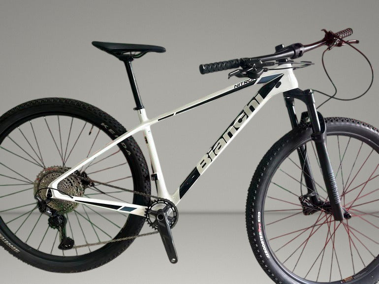 Bianchi Nitron 9.3 Xt/Slx 2025 usata — vista laterale