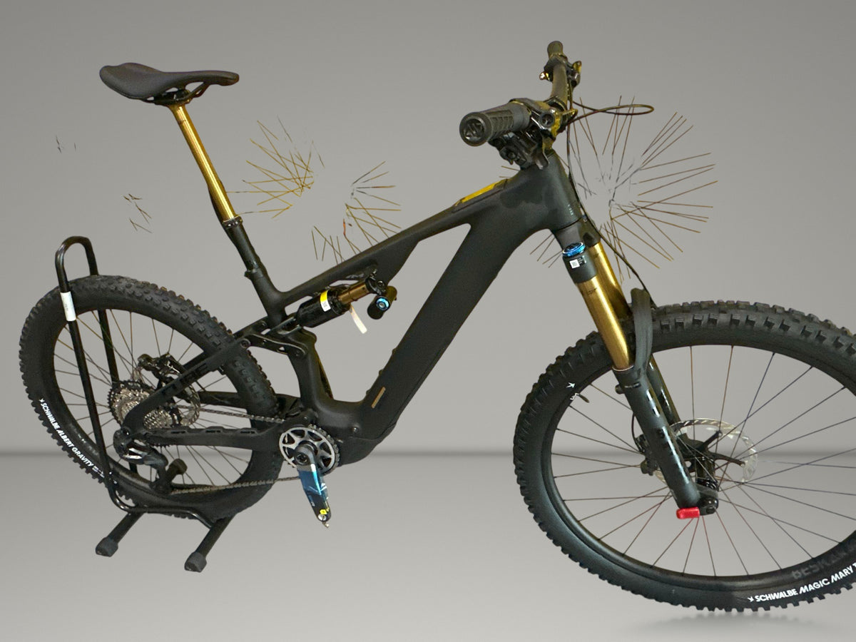 Cube Ams 2027 usata — vista laterale