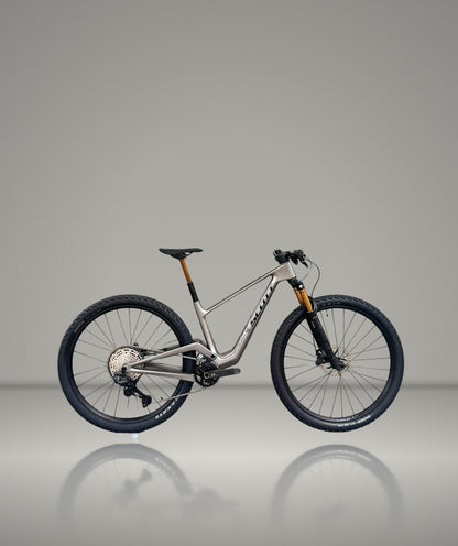 Scott Spark Rc Expert 2027 usata — vista laterale