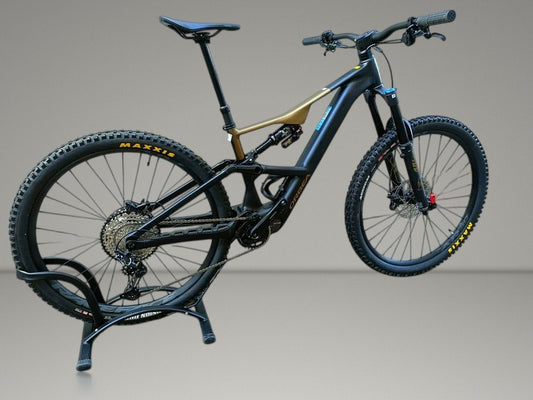 Orbea Rise Lt H10 2025 usata — vista laterale
