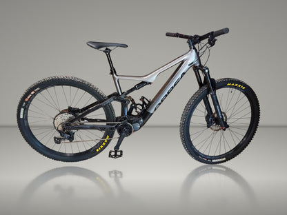 Orbea Rise M20 2021 usata — vista laterale